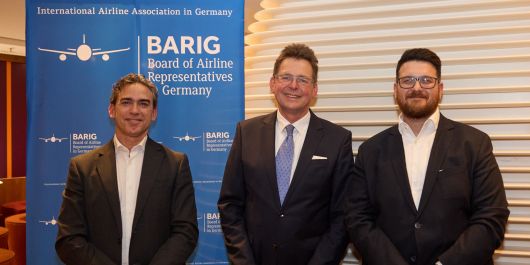 BARIG e.V. (v.l.n.r.): Pedro Bermudo Cruz (Head of International Business Development), Michael Hoppe (BARIG Chairman und Executive Director) und Thomas Sergnese (CEO & CCO Value Group) freuen sich auf den gemeinsamen Austausch.